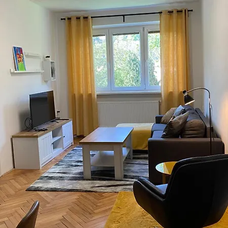 Byt Pod Kalvariou Appartement *